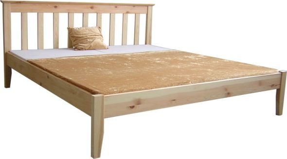 Dřevěná postel Sophia